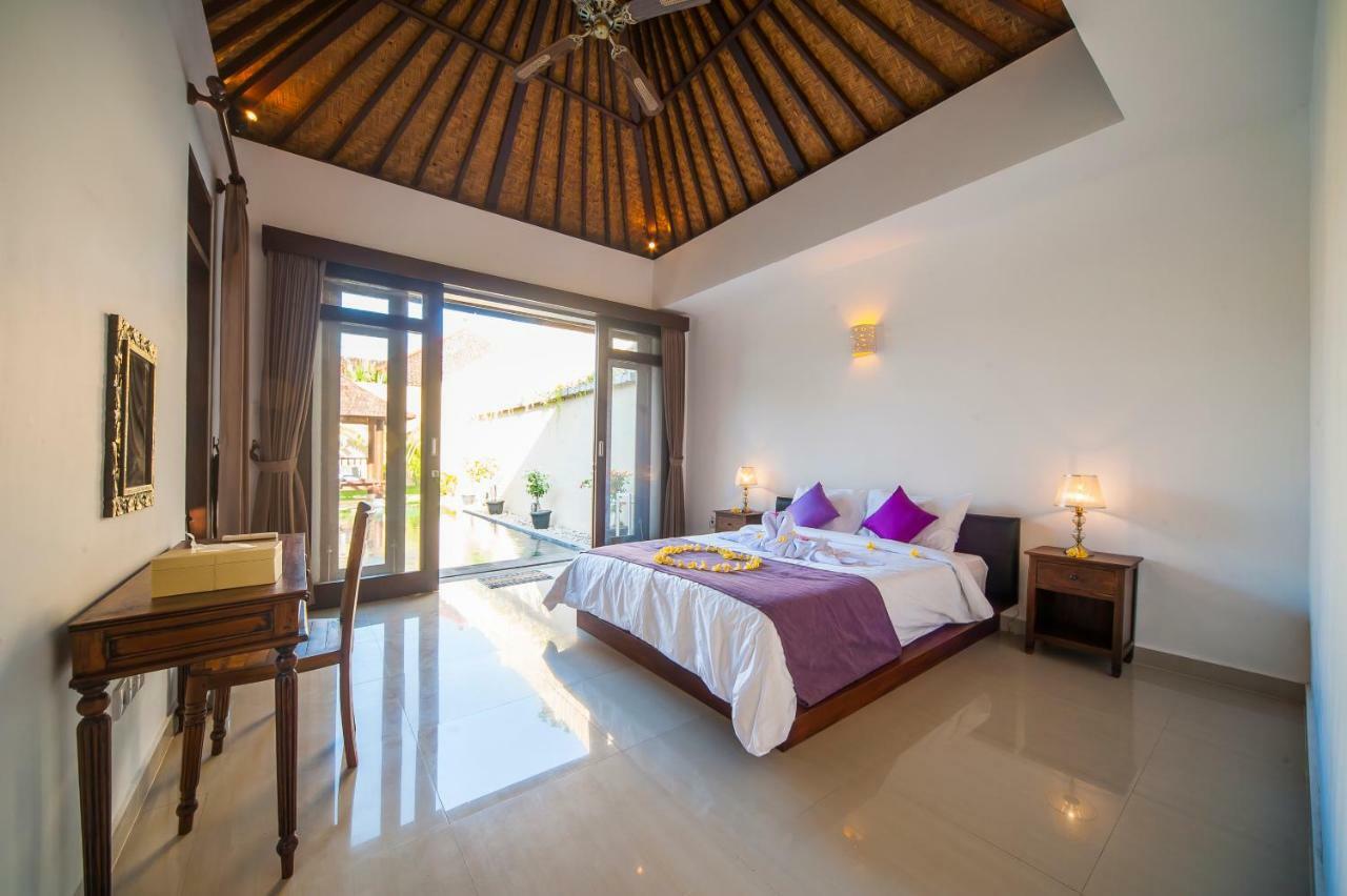Turiya Villa Sanur Esterno foto