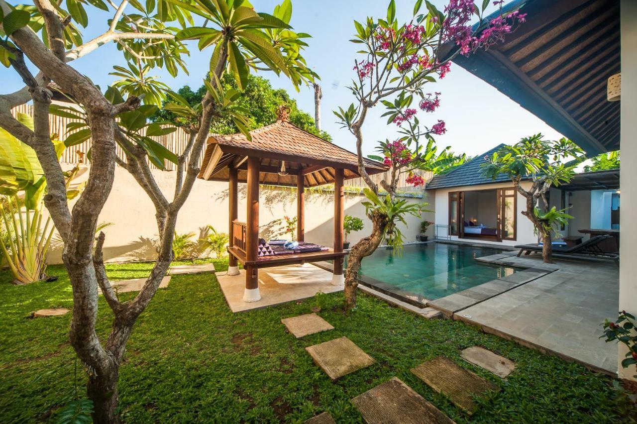Turiya Villa Sanur Esterno foto